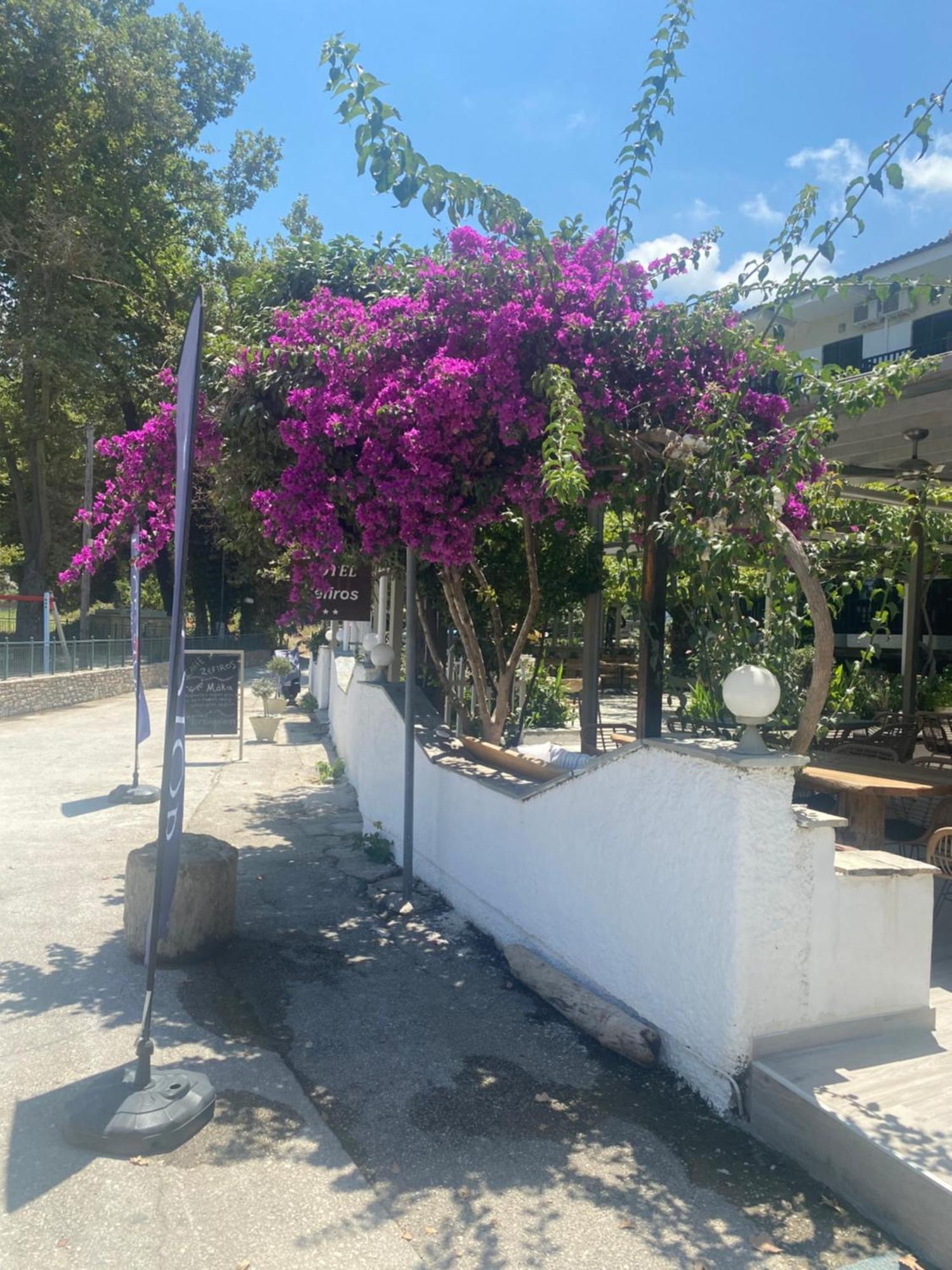 Zefiros Hotel Agios Ioannis  Luaran gambar