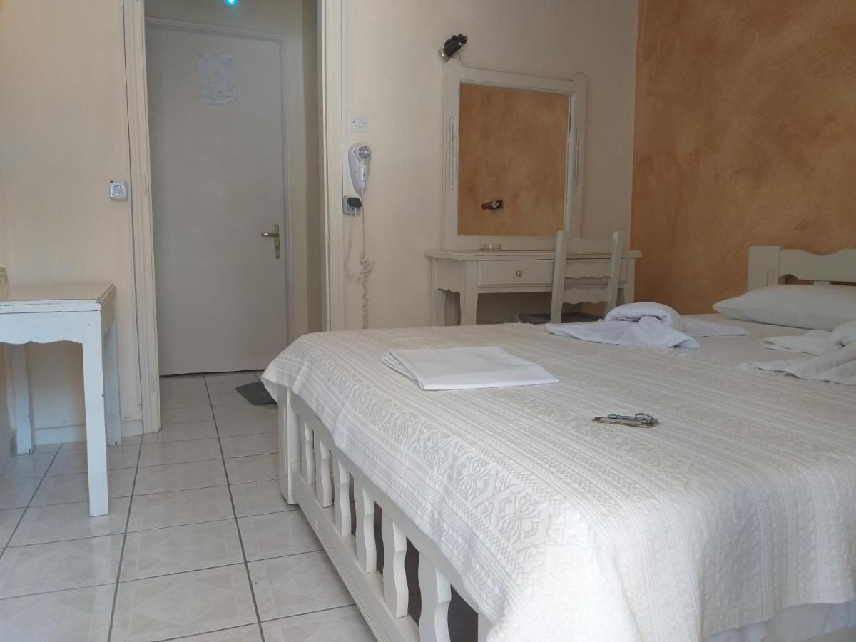 Zefiros Hotel Agios Ioannis  Luaran gambar