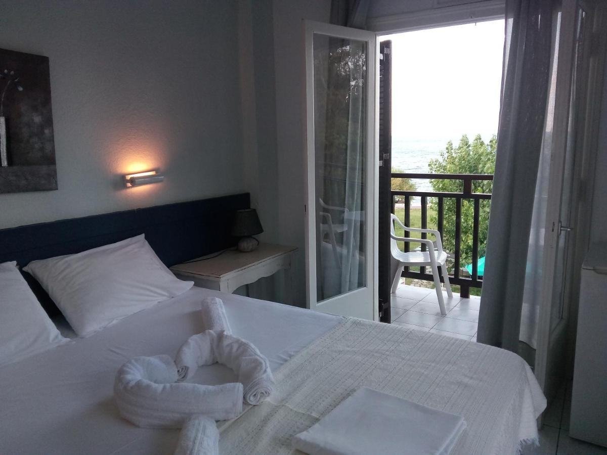 Zefiros Hotel Agios Ioannis  Luaran gambar